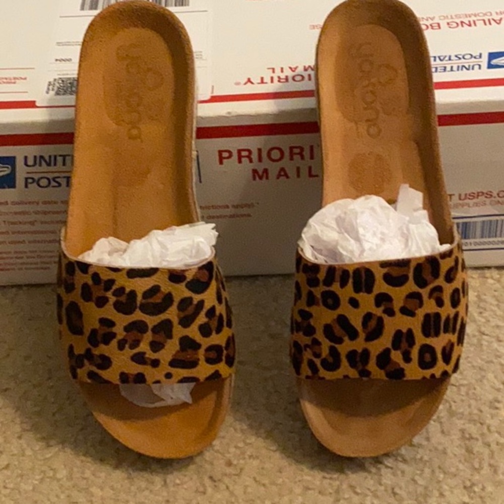 YOKONO Animal Print platform slides